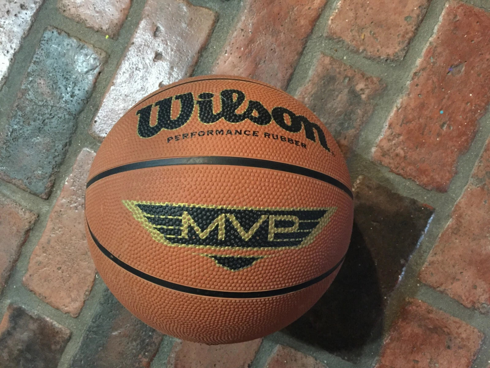 Wilson Performance Rubber MVP 28.5 Basketbol Topu No 6 Ürün ikincil görseli